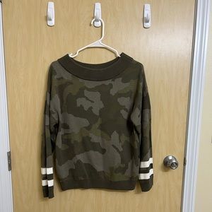 Small camo/ stripe slightly off the shoulder boutique sweater.